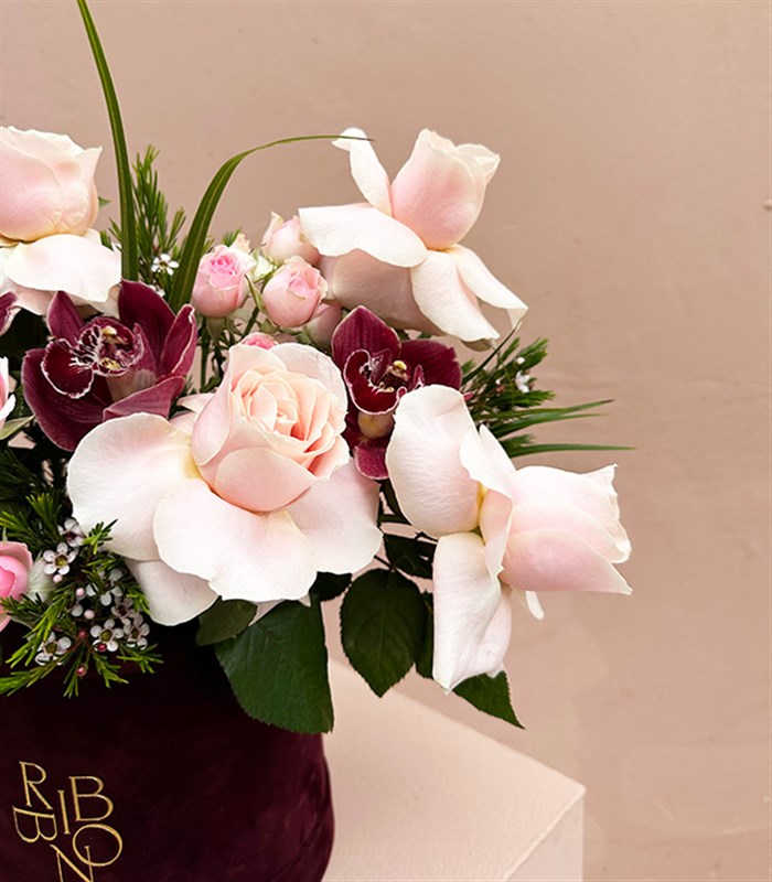 Serenity Bordo Kutu Pembe Güller