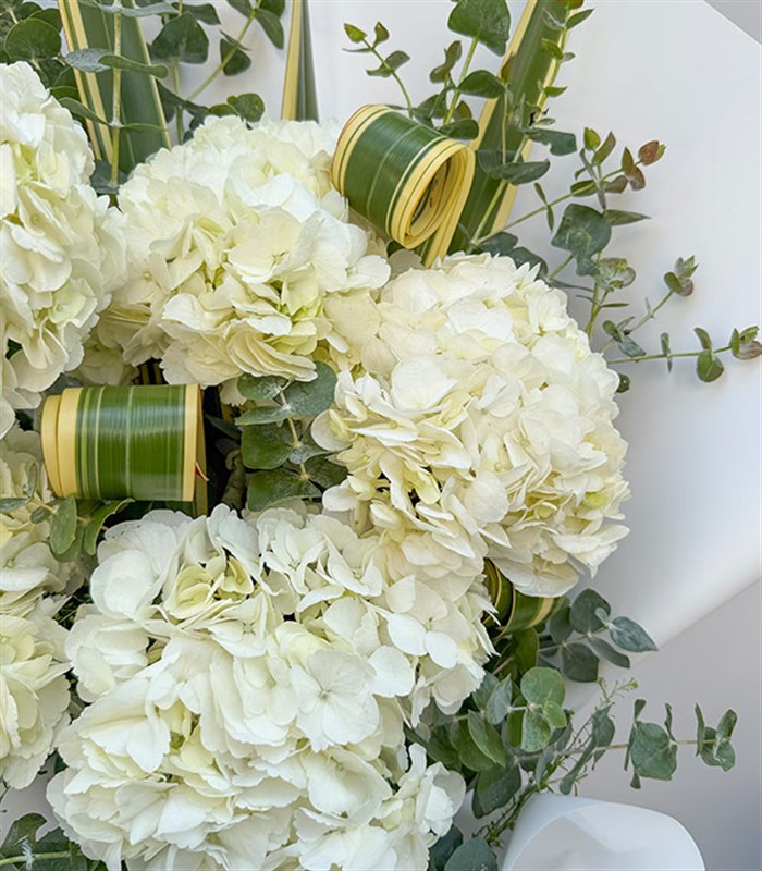 Deluxe Snowlace Beyaz Ortanca Buketi