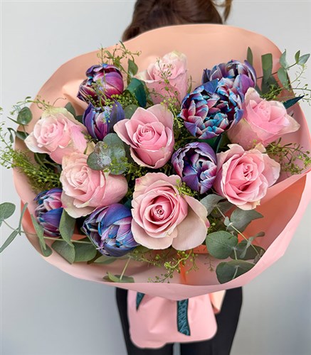 Nebula Pink Rose Galaxy Tulip Bouquet