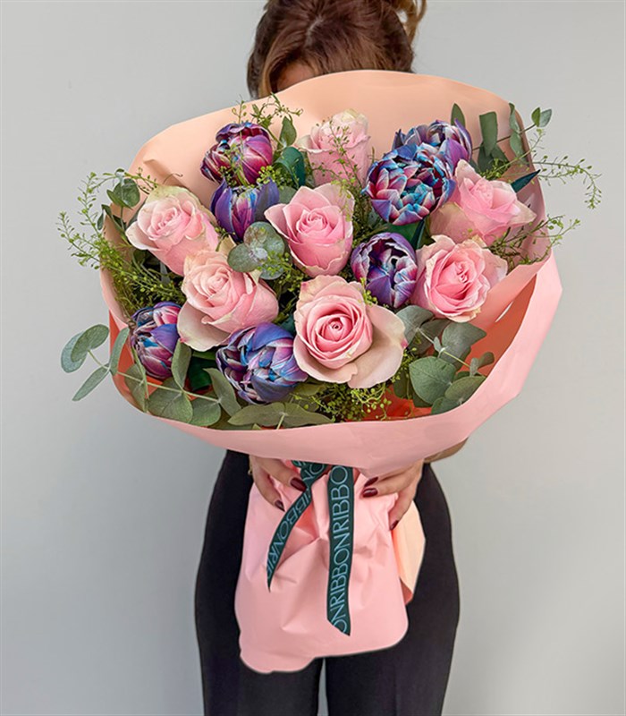 Nebula Pembe Gül Galaksi Lale Buketi