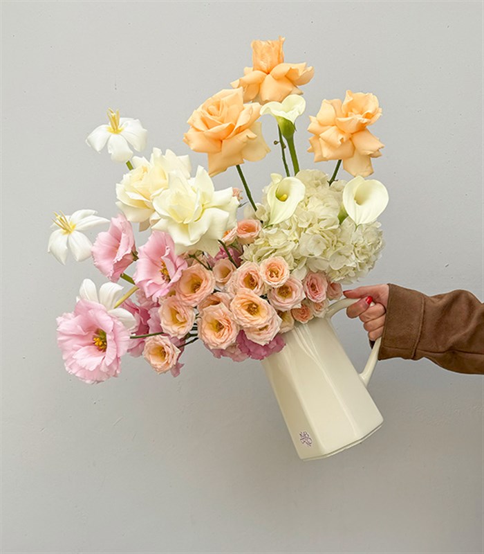 Pastel Poem Seramik Krem Sürahi Vazo Aranjman