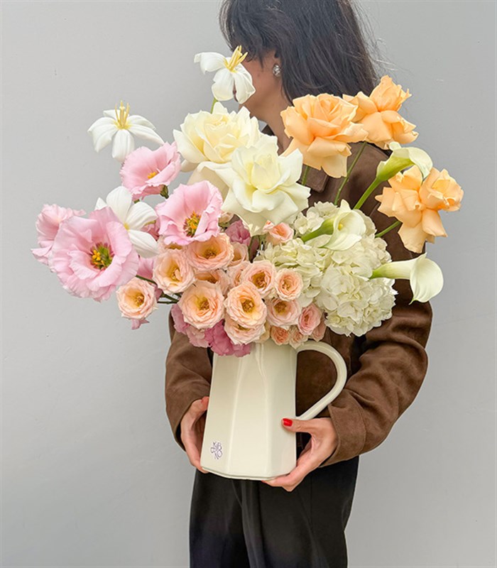 Pastel Poem Seramik Krem Sürahi Vazo Aranjman