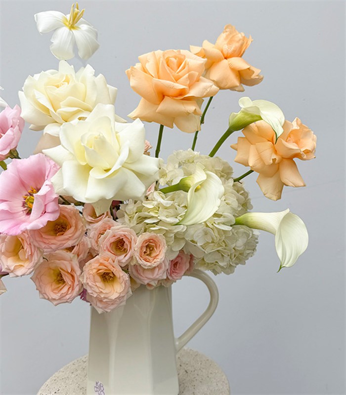 Pastel Poem Seramik Krem Sürahi Vazo Aranjman