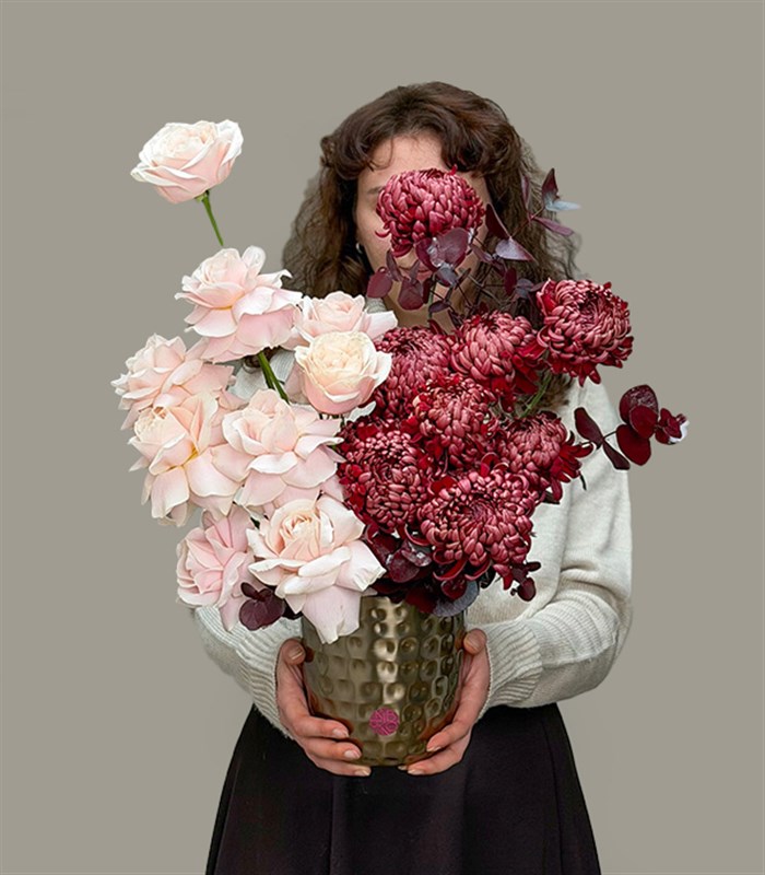 Urban Love Chrome Vazoda Bordo Anastasya Pembe Gül Aranjmanı