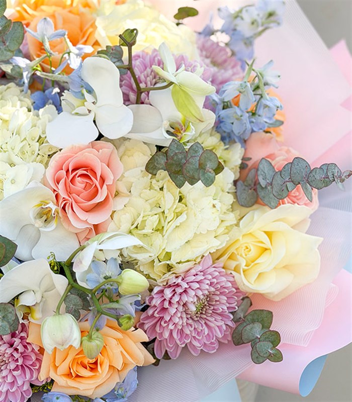 Grand Deluxe Pastel Ortanca Gül İsteme Söz Nişan Buketi