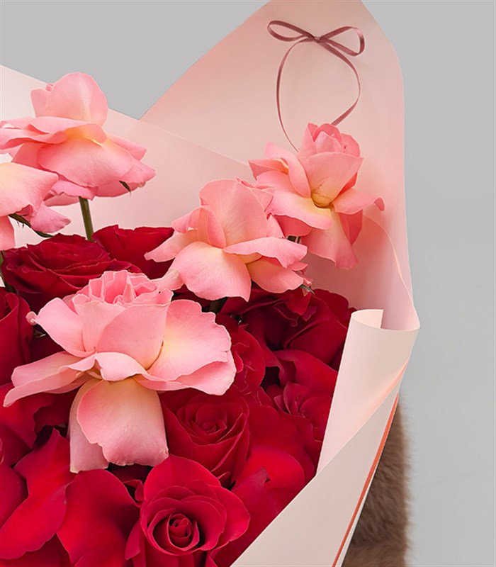 Match Deluxe Kırmızı Pembe Güller Buketi