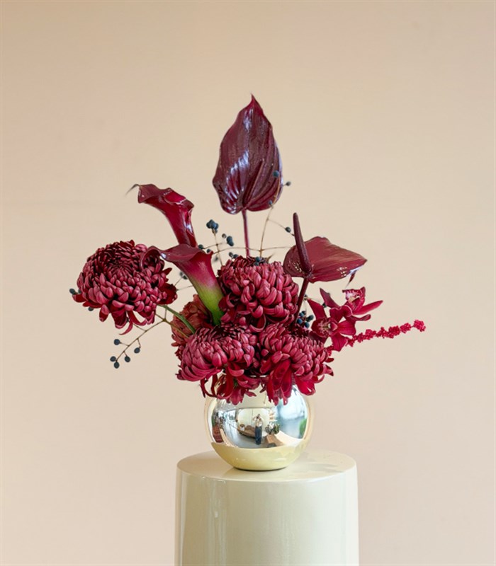 Burgundy Steel Bordo Anastasya Antoryum Aranjmanı