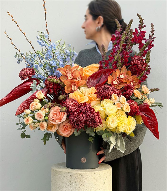 Always Love Deluxe Seramik Vazoda Çiçekler