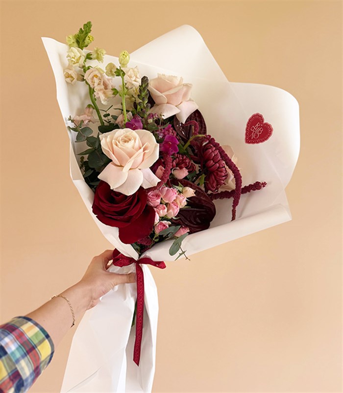 Passionate Bordo Kırmızı Güller Buketi