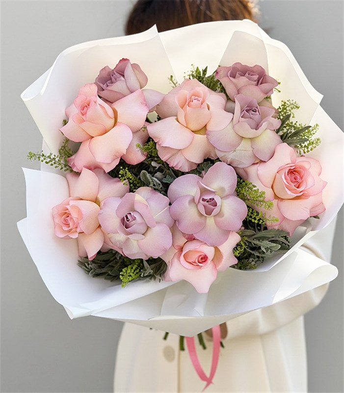 Lila Pembe Gül Buketi