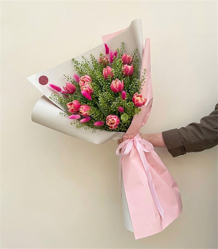 İlk Aşk Pembe 12 Laleler Buketi