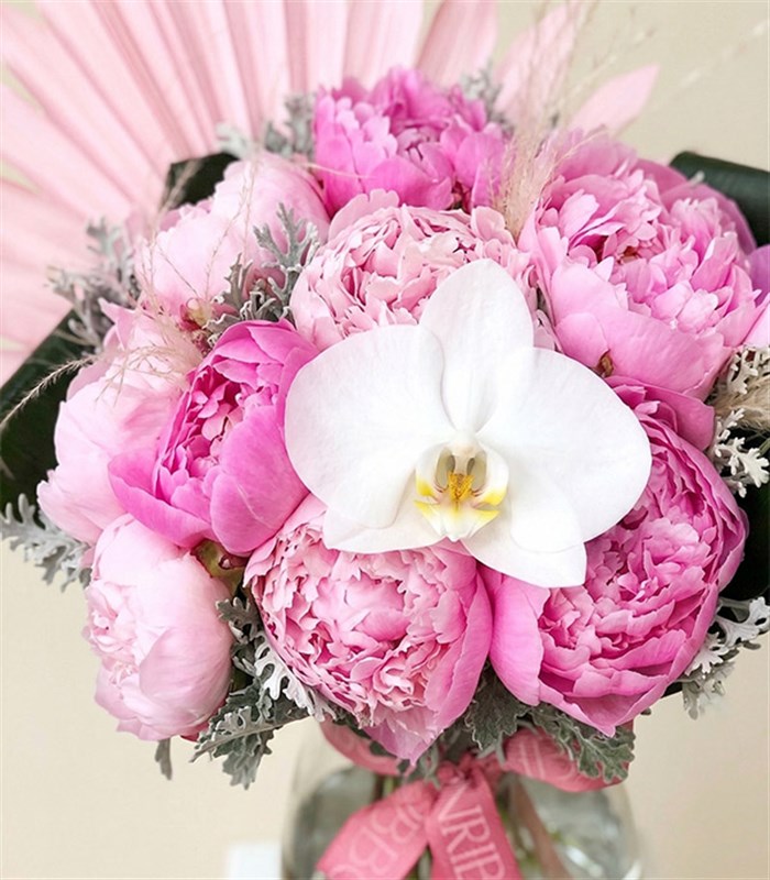 Alberta Deluxe 9 Pembe Şakayık Vazo Aranjman