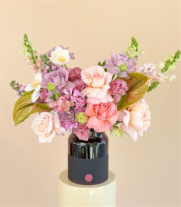 Flora Pembe Gül Sümbül Bahar Aranjmanı