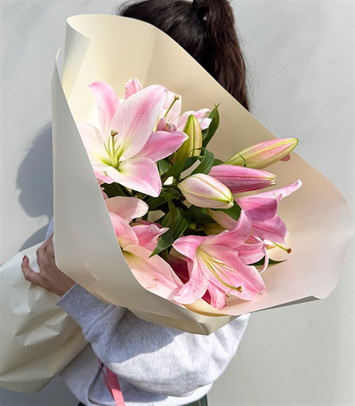 Lilies Pembe Lilyum Buketi