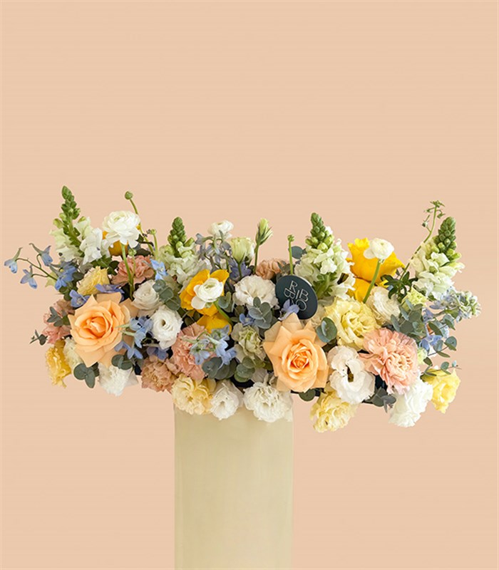 Brise Apricot Rose White Spring Flowers Table Arrangement