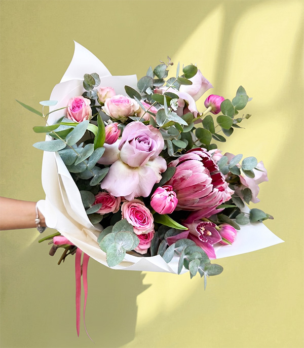Queen Protealı Lila Pembe Buket Limited Edition