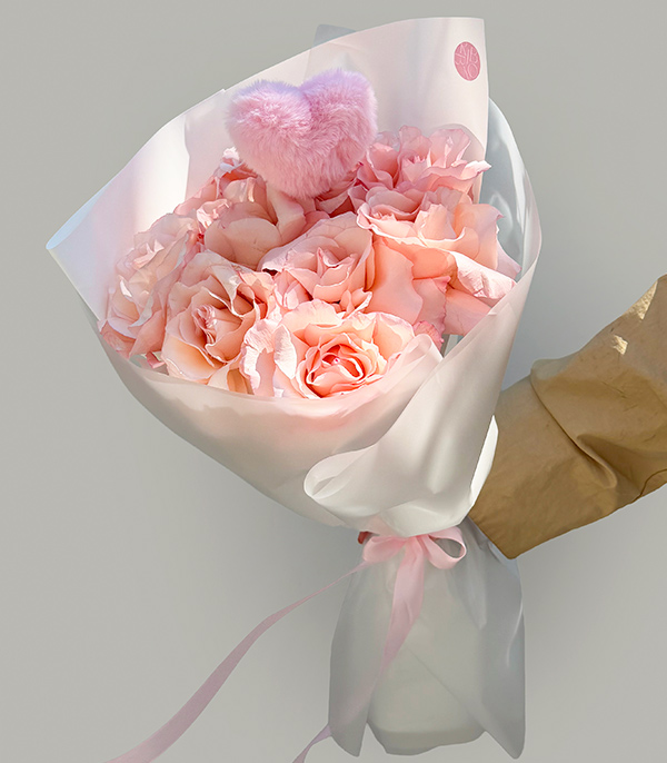 Peluş Kalp Figürlü Pembe Güller Anneler Günü Buketi