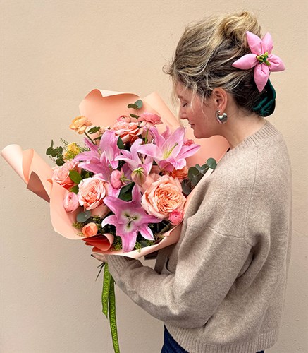 Lilyland Pink Lily and Rose Bouquet with Flower Clip