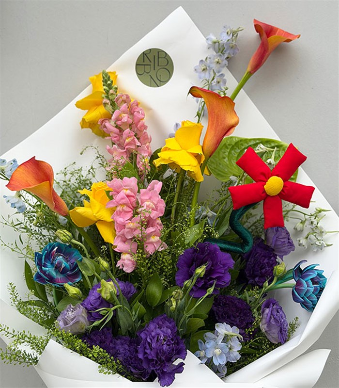 Mom's Crown Colorful Bouquet with Flower Buckle