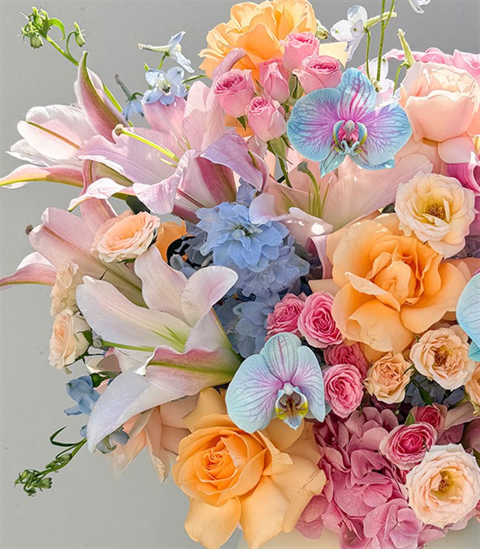 Pink Lily Hydrangea Rose Arrangement in Ceramic Vase