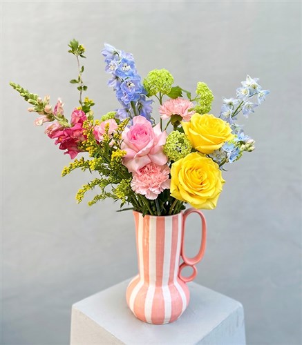Good Vibes Handmade Ceramic Salmon Vase with Summer Flowers