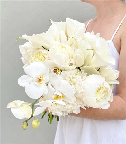 Benedetta 2 White Hydrangea 5 White Peonies 5 Gala 5 White Tulips Bridal Bouquet