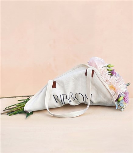 RIBBON Kanvas Çiçek Taşıma Çantası | Buketim Çantada Gitsin