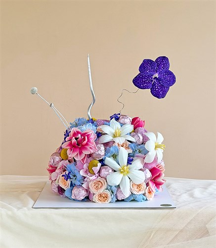 RIBBON Flower Cake Deluxe Çiçek Çikolata Aranjmanı