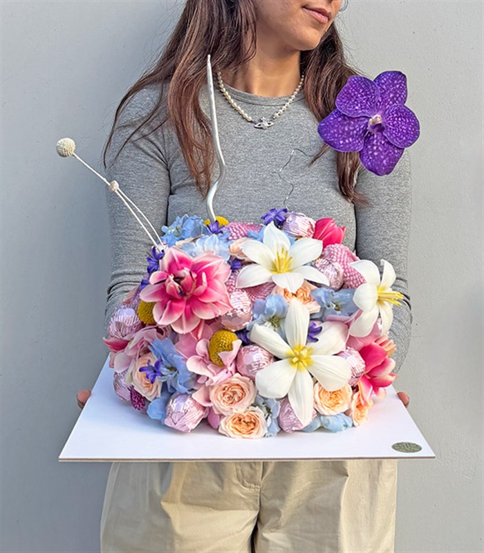 RIBBON Flower Cake Deluxe Çiçek Çikolata Aranjmanı