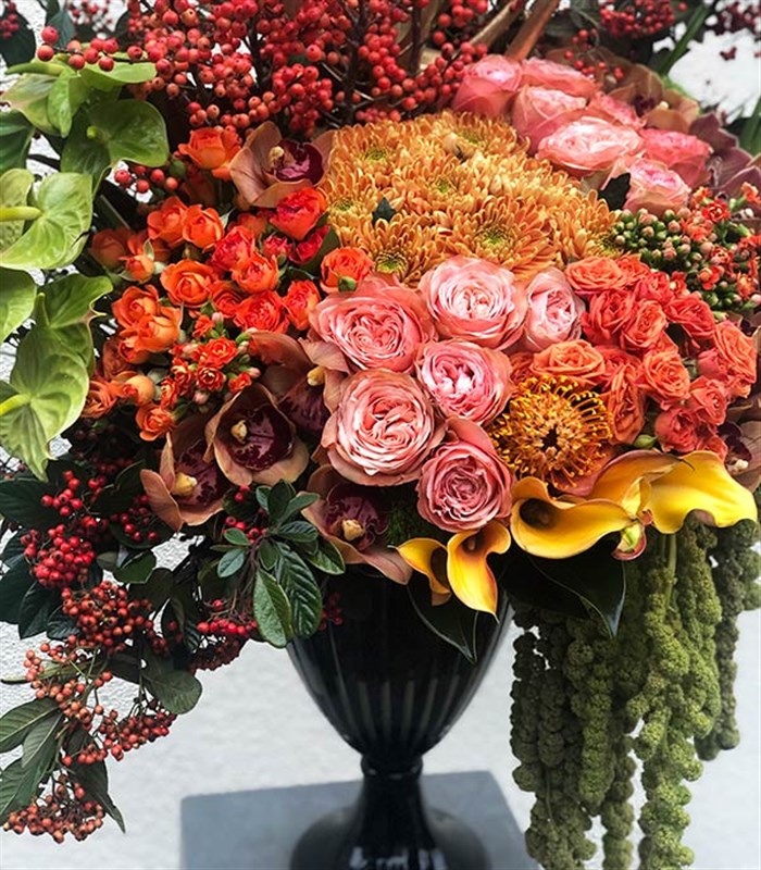 Leo Turuncu Royal Deluxe Vazo Çiçek Aranjman