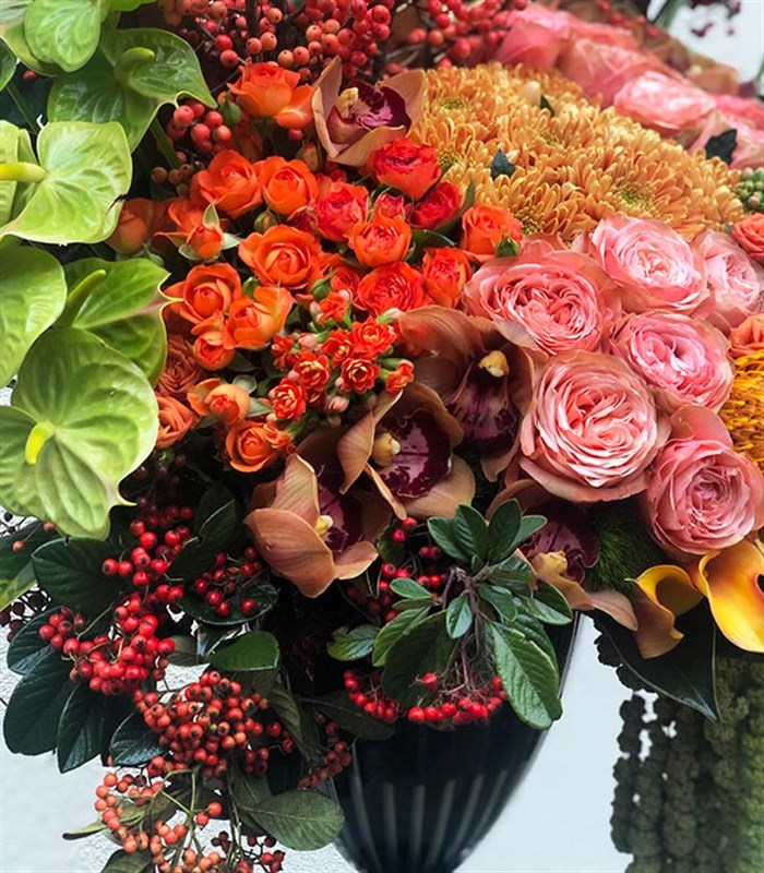 Leo Turuncu Royal Deluxe Vazo Çiçek Aranjman