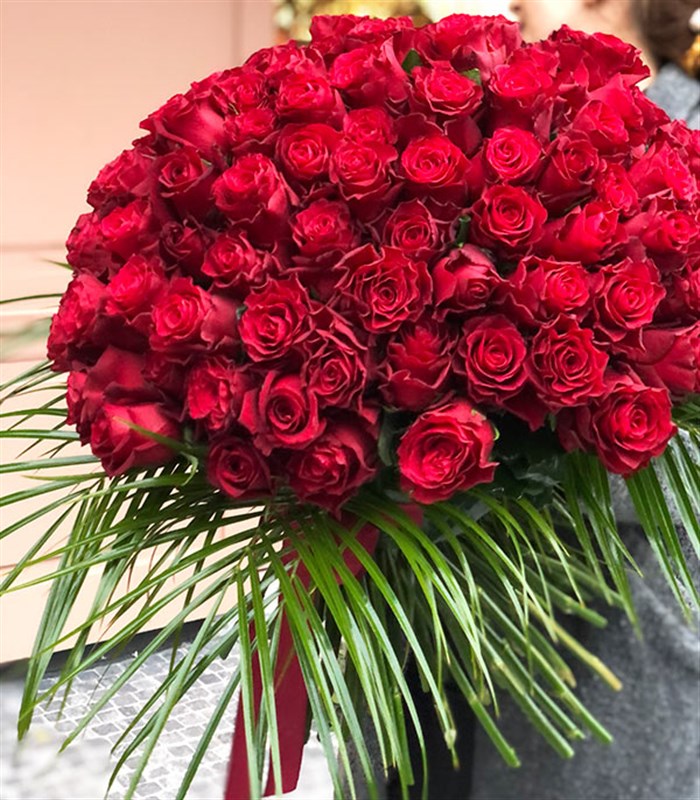 100 Kırmızı Gül Buketi Royal Deluxe