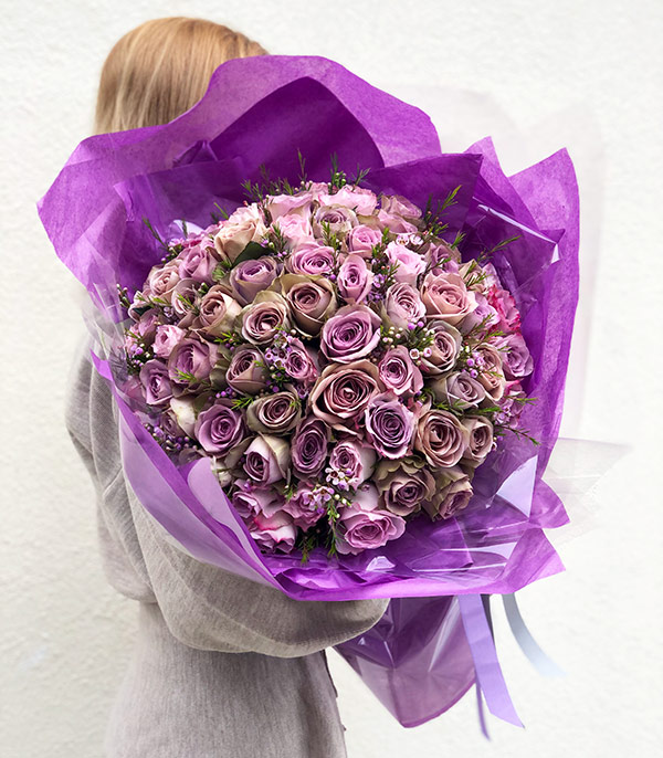 Royal Deluxe Lilac 75 Roses Bouquet