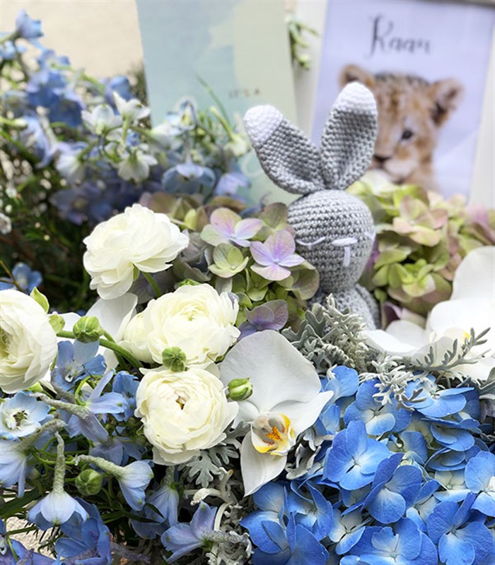 Its a Boy Grand Mavi Ortancalı Delfinyum Kişiye Özel Bebek Tebrik Kutusu