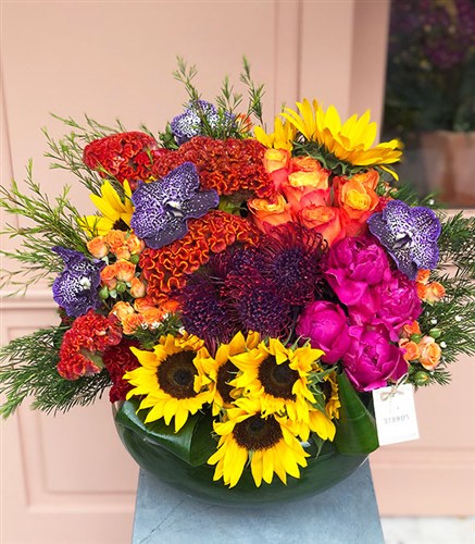 newborn baby congratulations flower arrangement