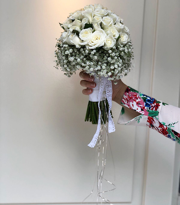 Klasik Beyaz Güller Gelin Buketi & Yaka Çiçeği Seti