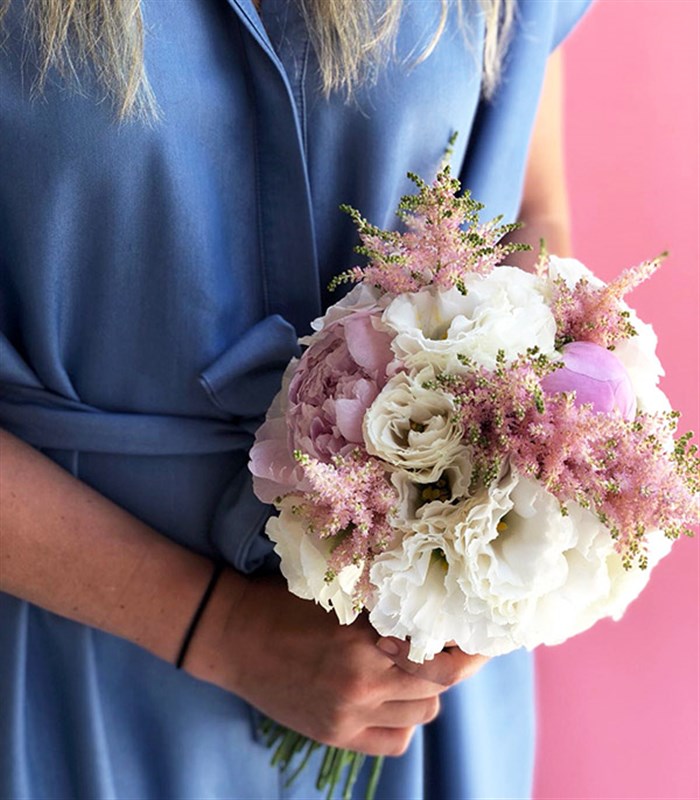 Pembe Rüyalar 5 Pembe Şakayık Beyaz Lisiantus Gelin Buketi