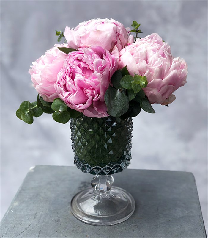 Pembe Şakayıklar 3Lü Kesme Vazo Masa Çiçeği Seti