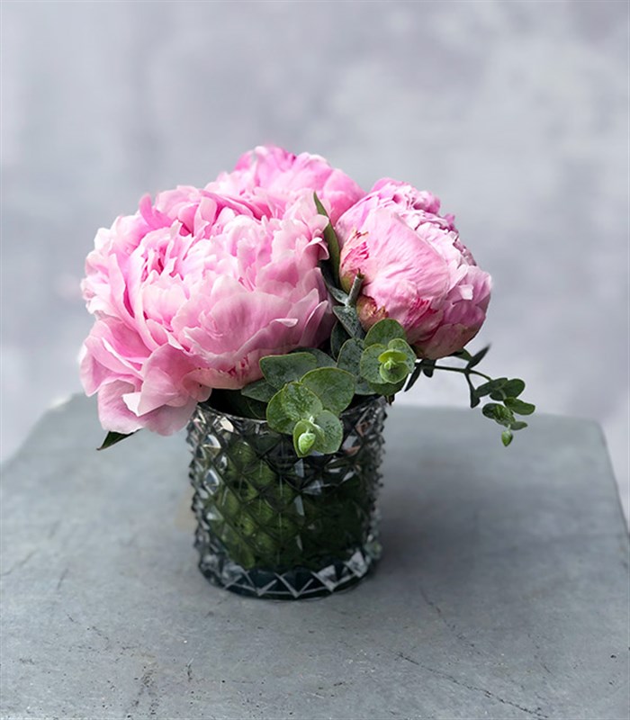 Pembe Şakayıklar 3Lü Kesme Vazo Masa Çiçeği Seti