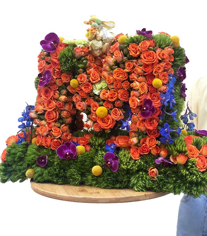 Turuncu Dekoratif Kişiye Özel Baş Harf Çiçek Aranjmanı