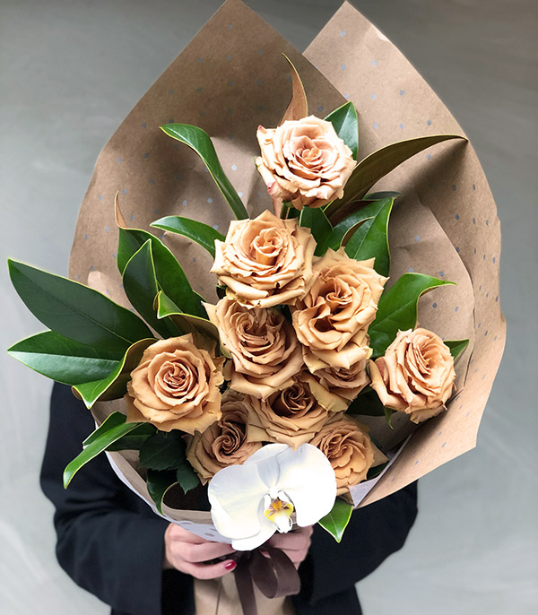 Tofi Caramel Roses Bouquet