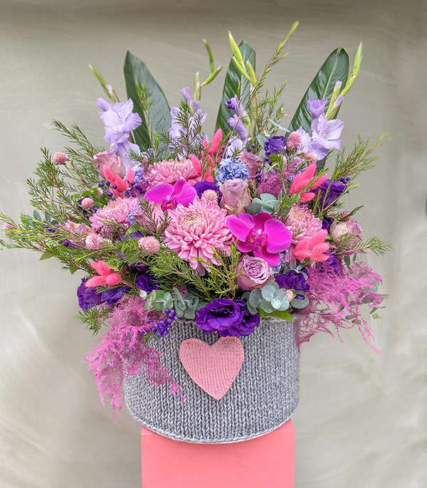 Rachel Gray Grand Knitted Flowers in Box
