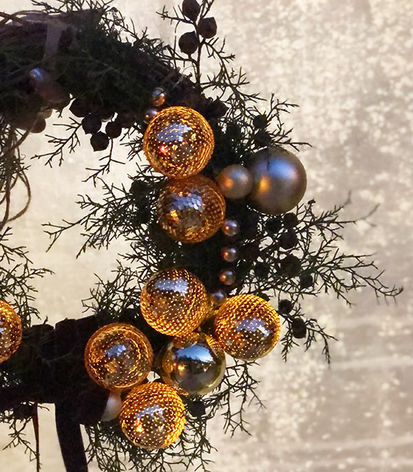 Lighted-up Gold Christmas Door Wreath