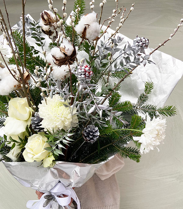 White Big Christmas Bouquet