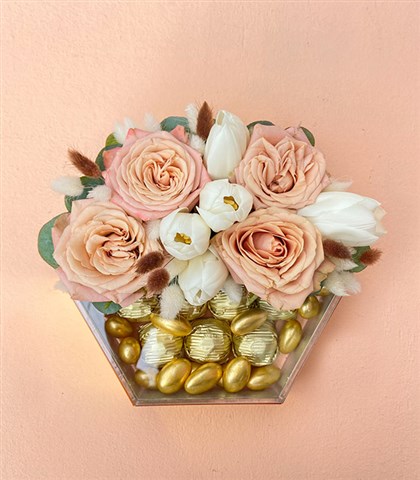 Pastel Luxe Gold Chocolate Tray_General View
