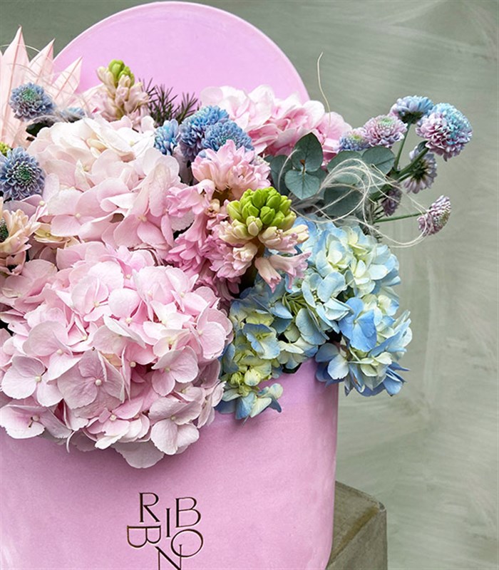 Pastel Masalı Grand Mavi Ortanca Pembe Ortanca Sümbül Kutu Çiçek