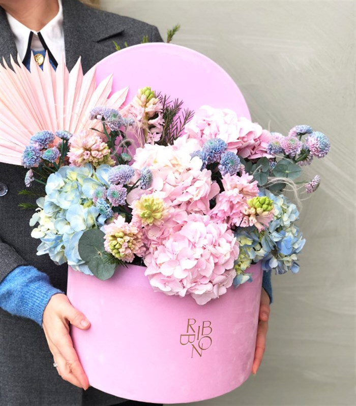 Pastel Masalı Grand Mavi Ortanca Pembe Ortanca Sümbül Kutu Çiçek