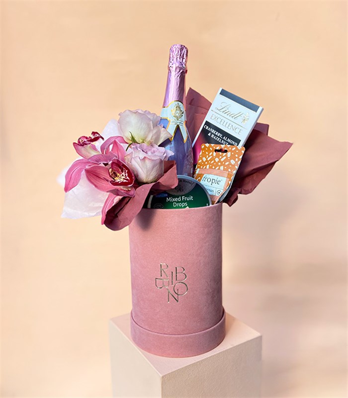 Alkolsüz Şampanyalı Kutlama Hediye Kutusu Pembe