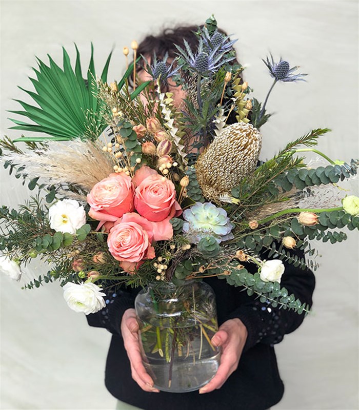 Amazon Doğal Banksia Somon Gül Vazo Aranjman