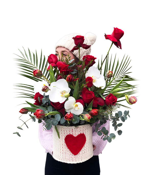 Romeo Heart Knit Red Valentine's Day Arrangement